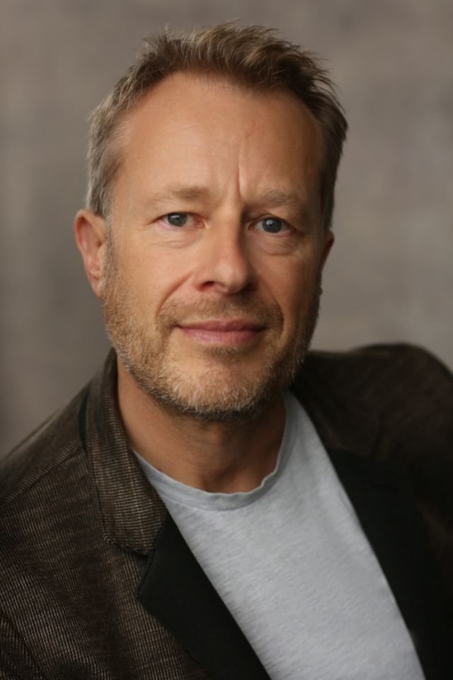 IAN JONES